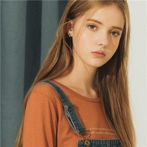 Meet your Posher, Cameka